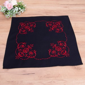 Serwetka materiałowa 40x40 cm Czerwone koraliki