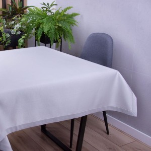 Obrus Konwalia 140x220 cm Szary prostokąt