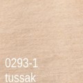 Koc Cotton Cloud 150x200 cm w kolorze tussak – jasny beż, jednokolorowy bawełniany koc dekoracyjny z frędzlami na łóżko, sofę lub fotel.