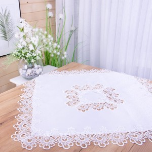 Serweta DA-384 85x85 cm z gipiurą Biała