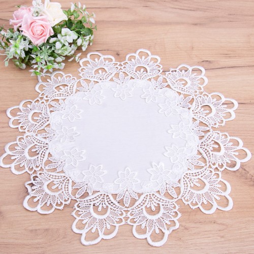 Serwetka DA-384 koło 50 cm z gipiurą Biały