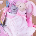 Tort z pampersów It'is a girl różowy 3