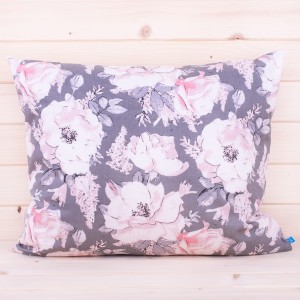 Poszewka z bawełny 50x60 cm Herbaciane kwiaty na grafitowym tle 