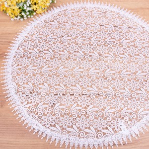 Serwetka koło 60 cm DA-837 cała gipiura biała