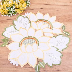 Serwetka haftowana DA-14746 - biały