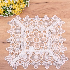 Serwetka 30x30 cm z całej gipiury ecru wzór 6