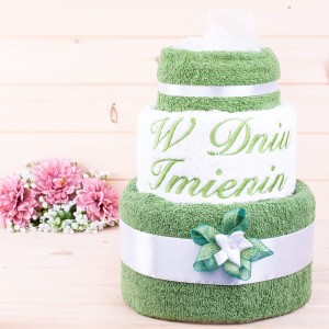 Tort z ręczników 3 poziomowy z haftem W dniu imienin w kolorach zielony, biały, zielony