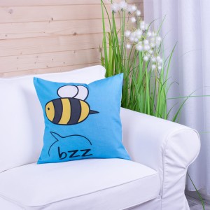 Poszewka ozdobna 45x45 cm Zwierzaki Pszczoła