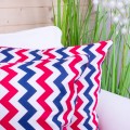 Poszewka ozdobna 45x45 cm MINKY zygzaki czerwono-granatowe