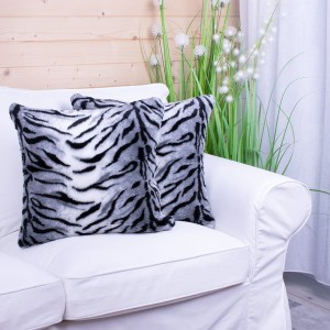 Poszewka ozdobna 45x45 cm Tygrys