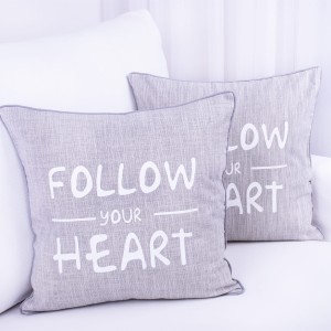 Poszewka ozdobna 45x45 cm Follow Your Heart