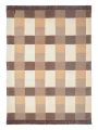 Koc Cotton Cloud 150x200 cm w klasyczną kratę w brązowo-beżowej kolorystyce, bawełniany koc dekoracyjny z frędzlami na łóżko lub sofę.
