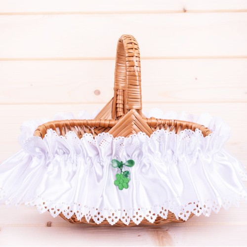 Falbanka satynowa z zielonym kwiatuszkiem na średni koszyczek wielkanocny wzór 6