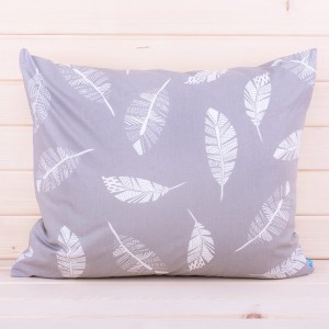 Poszewka z bawełny 70x80 cm Pióra na szarym