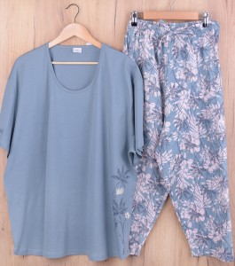 Piżama damska z krótkim rękawem i 3/4 spodnie 404083 ciemna szałwia rozm: 7XL