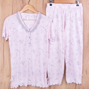 Piżama damska z krótkim rękawem i 3/4 spodnie WISKOZA rozm: 3XL drobne kwiatuszki na różu