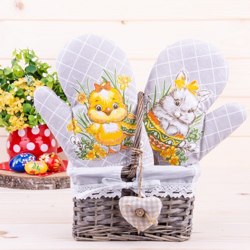 Rękawica kuchenna z magnesem Kurka i zajączek 3 na szarym tle