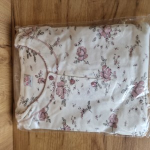 Koszula nocna Różowe różyczki na ecru rozm: 2XL