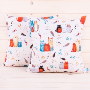 Poszewka z bawełny 40x40 cm Kolorowe kotki na kremie