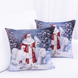 Poszewka świąteczna gobelinowa 42x42 cm Mikołaj wśród dzikich zwierząt