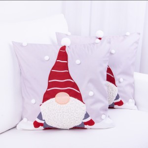 Poszewka świąteczna 45x45 cm Skrzat z pomponikami na szarym tle