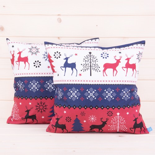 Poszewka świąteczna 70x80 cm wzór 7 Renifery w pasach bordowo-granatowo-białych
