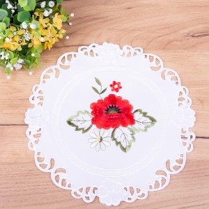 Serwetka koło 30 cm haftowana HL-171 Maki