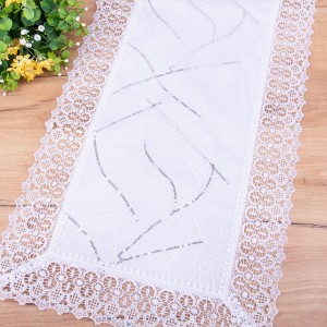 Bieżnik 40x90 cm z gipiurą i cekinami biały prostokąt