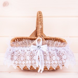 Falbanka na koszyk cała gipiura mała biała wzór 5
Wysokość 10 cm
Szerokość 15-30 cm