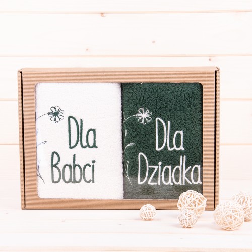 Komplet ręczników 2*50x100 cm z haftem Dla Babci Dla Dziadka wzór 2 ecru + butelkowa zieleń