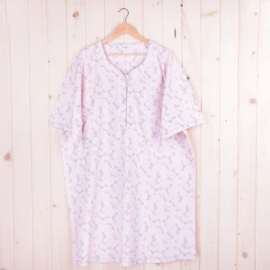 Koszula nocna damska 212362 brzoskwiniowy kolor rozm: 4XL