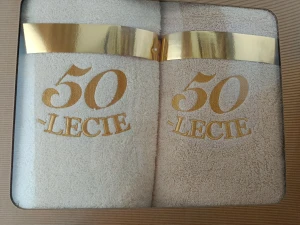 Komplet ręczników 2*70x140 cm 50-lecie wzór 1 ecru i beż + złoty haft