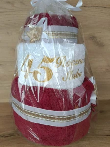 Tort z ręczników 3 poziomowy z haftem 45 rocznica ślubu bordo biały bordo ze złotym haftem