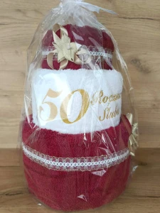 Tort z ręczników 3 poziomowy z haftem 50 rocznica ślubu bordo biały bordo ze złotym haftem