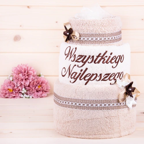 Tort z ręczników 3 poziomowy z haftem Wszystkiego najlepszego wzór 17 w kolorach jasny beż, ecru, jasny beż