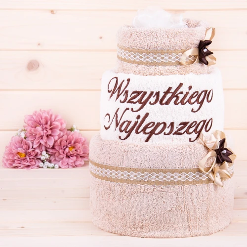 Tort z ręczników 3 poziomowy z haftem Wszystkiego najlepszego wzór 16 w kolorach jasny beż, ecru, jasny beż