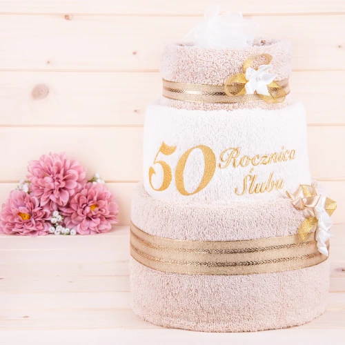 Tort z ręczników 3 poziomowy z haftem 50 rocznica ślubu jasny beż, ecru, jasny beż