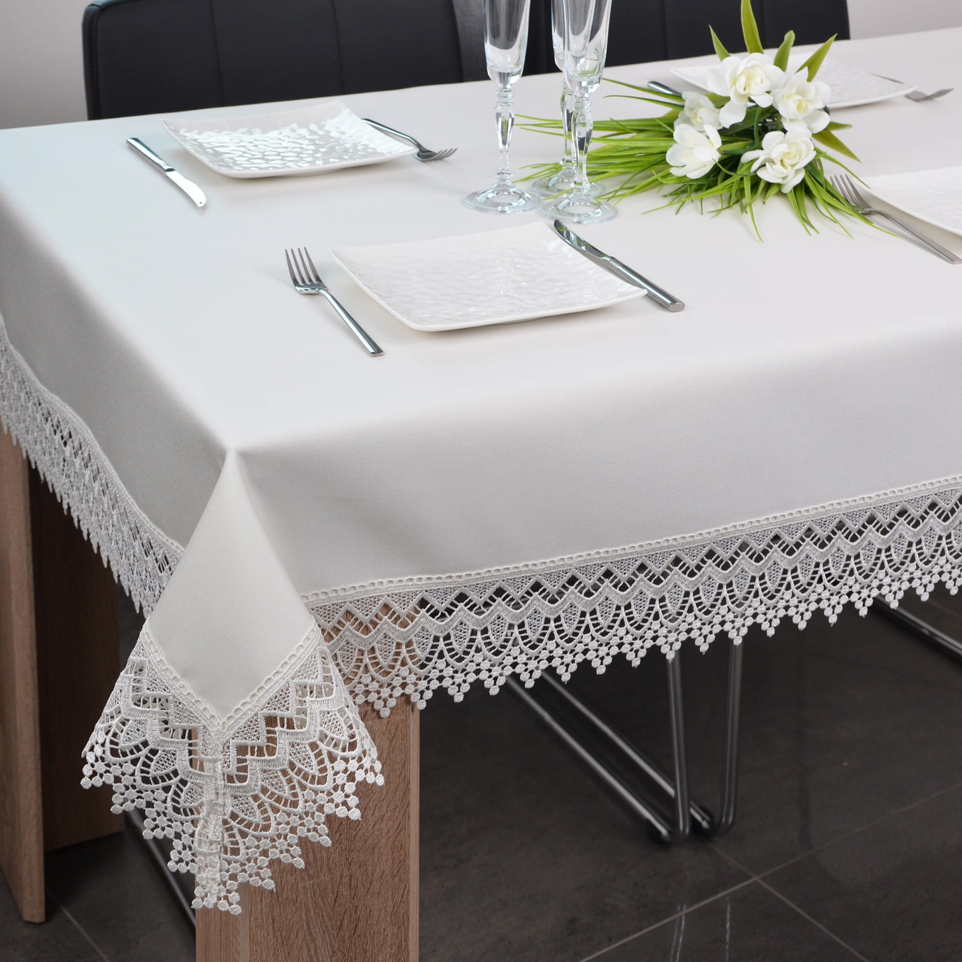 Obrus Atłas 140x300 cm Ecru prostokąt