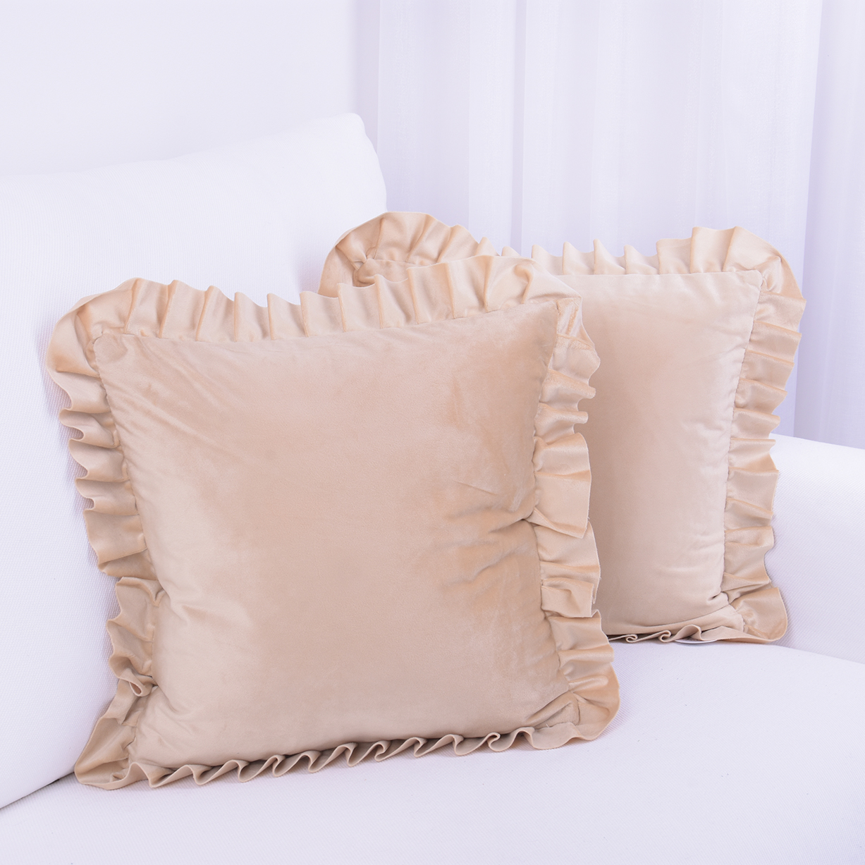 Poszewka ozdobna 40x40 cm Velvet Beż + falbanka