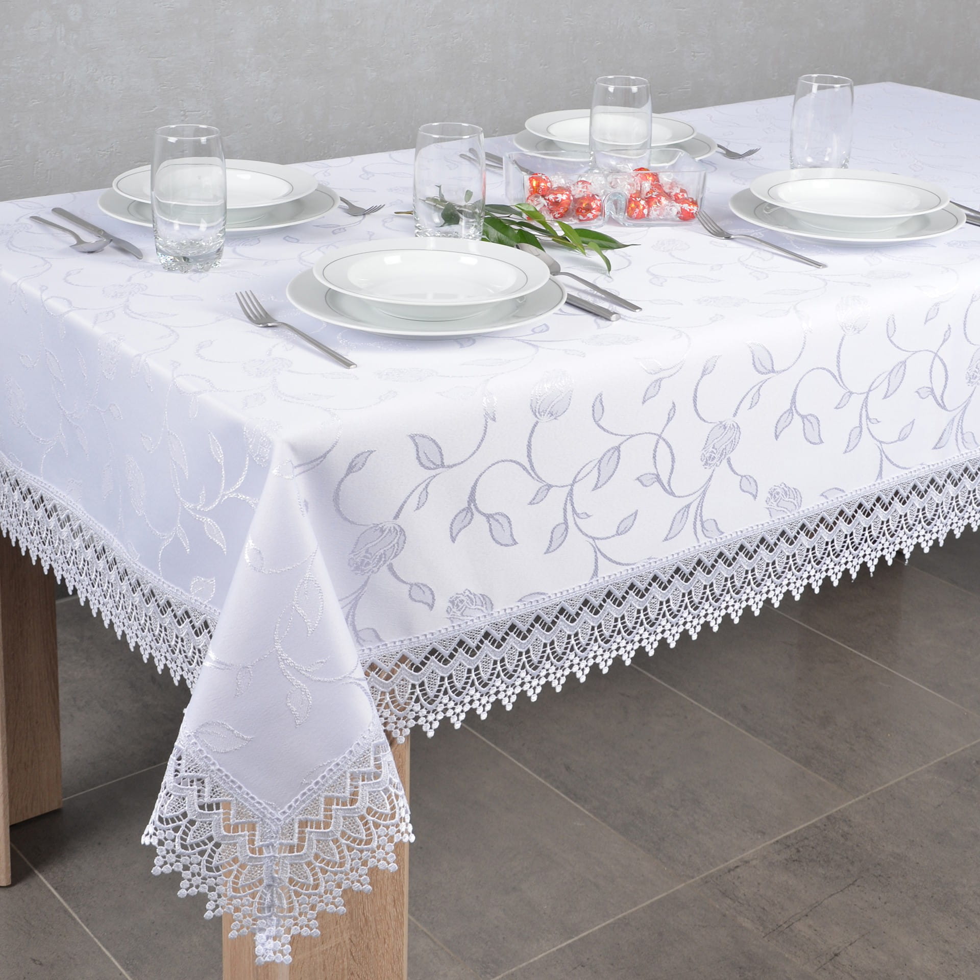 Obrus Róża 110x160 cm biały prostokąt