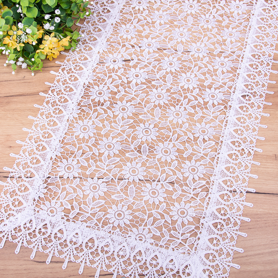 Bieżnik 40x90 cm cała gipiura kwiaty wzór 1