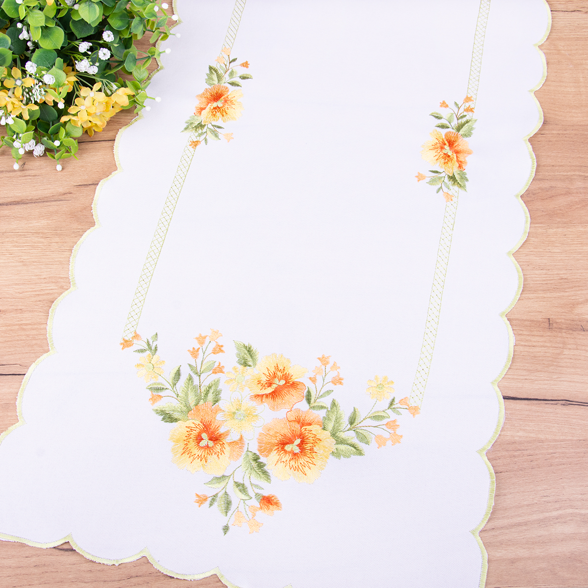 Bieżnik 40x85 cm STP-5839 Kwiaty 1 na białym tle