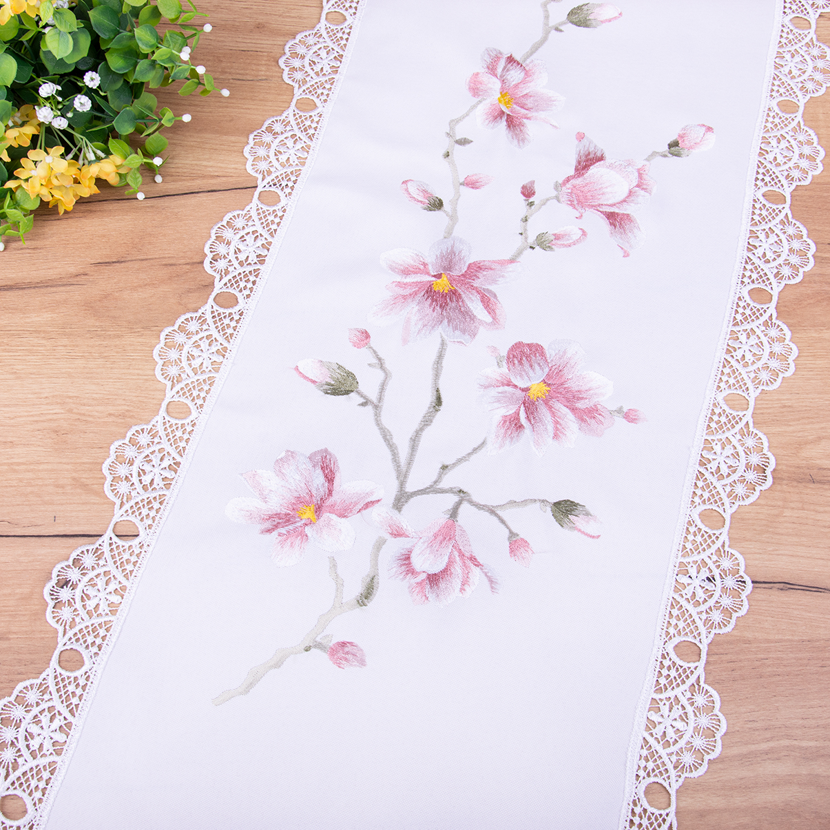 Bieżnik 40x90 cm YM50079L Różowe magnolie + gipiura