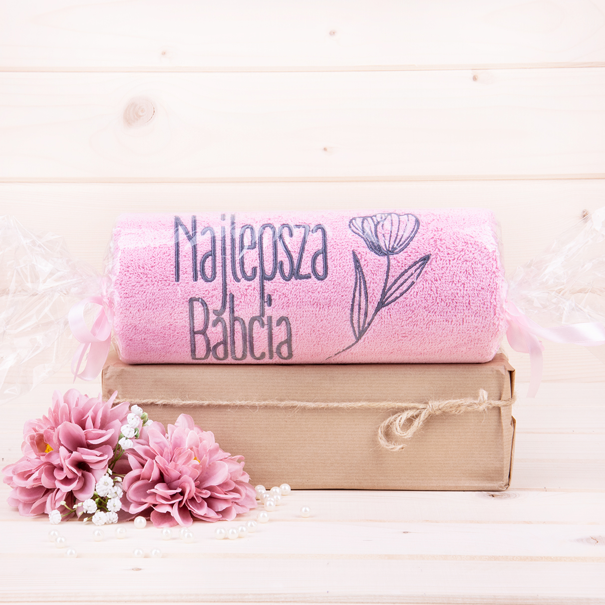 Ręcznik dla Babci z haftem 50x100 cm wzór 9 Róż napis Najlepsza Babcia