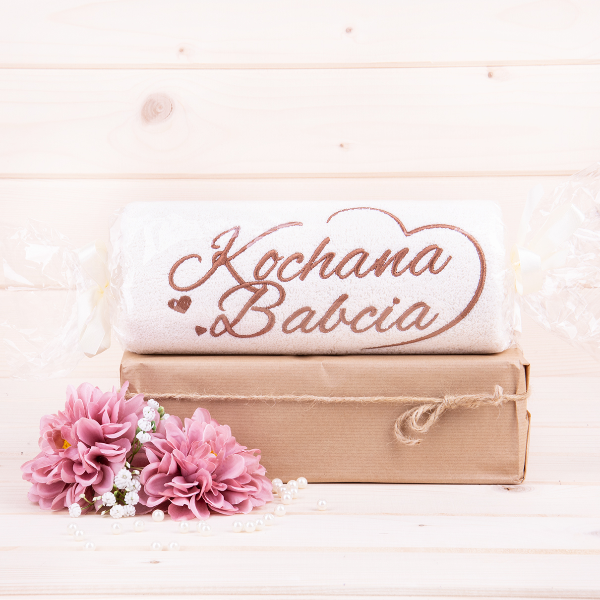 Ręcznik dla Babci z haftem 50x100 cm wzór 2 Ecru