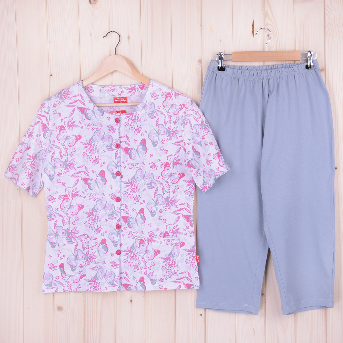 Piżama damska z krótkim rękawem i 3/4 spodnie MOTYLKI rozm: M