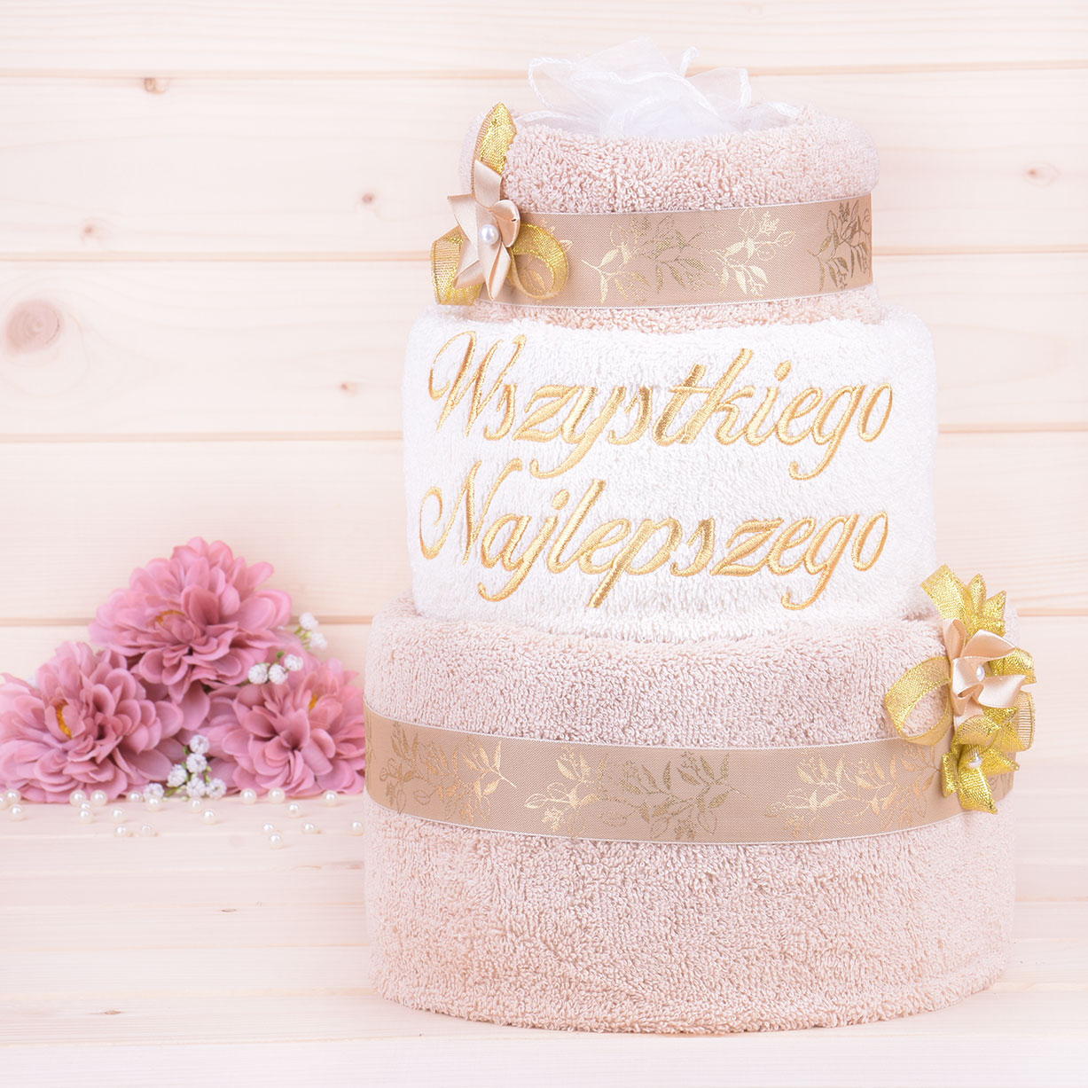 Tort z ręczników 3 poziomowy z haftem Wszystkiego najlepszego wzór 21