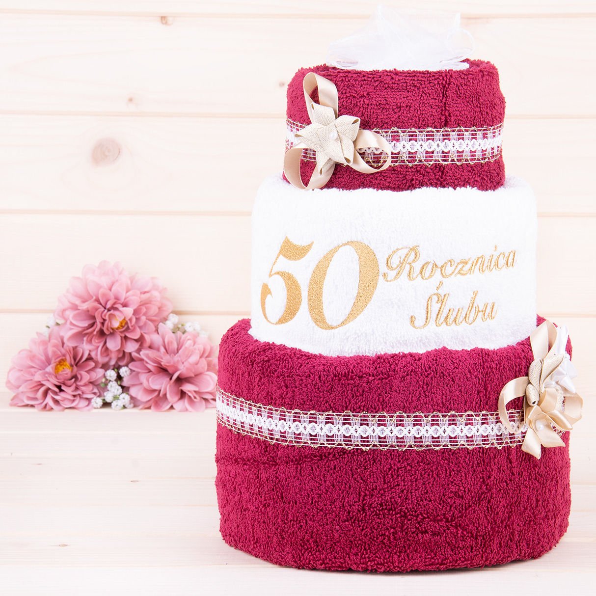 Tort z ręczników 3 poziomowy z haftem 50 rocznica ślubu bordo biały bordo ze złotym haftem