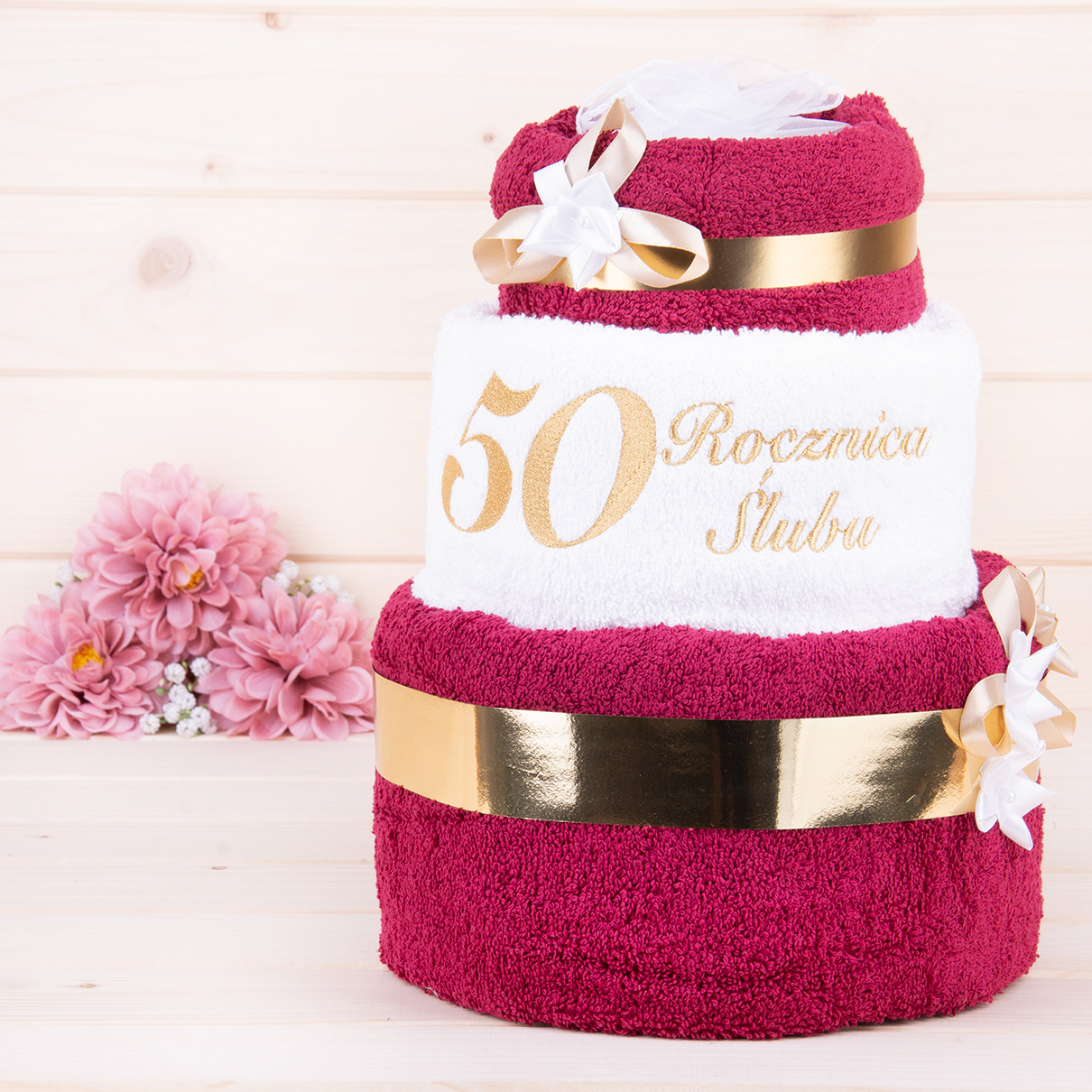 Tort z ręczników 3 poziomowy z haftem 50 rocznica ślubu bordo biały bordo ze złotym haftem