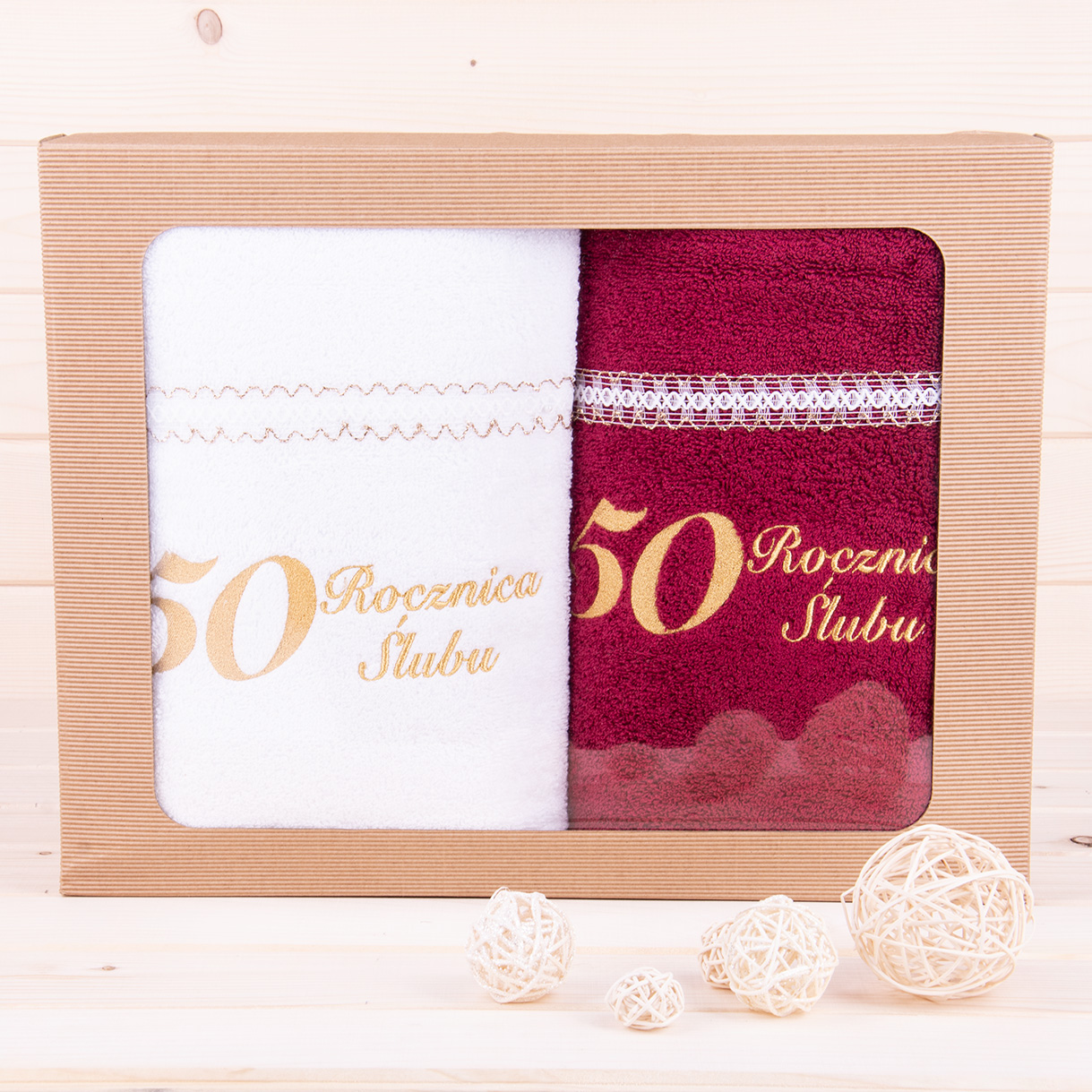Komplet ręczników 2*70x140 cm 50 rocznica ślubu biały bordo ze złotym haftem